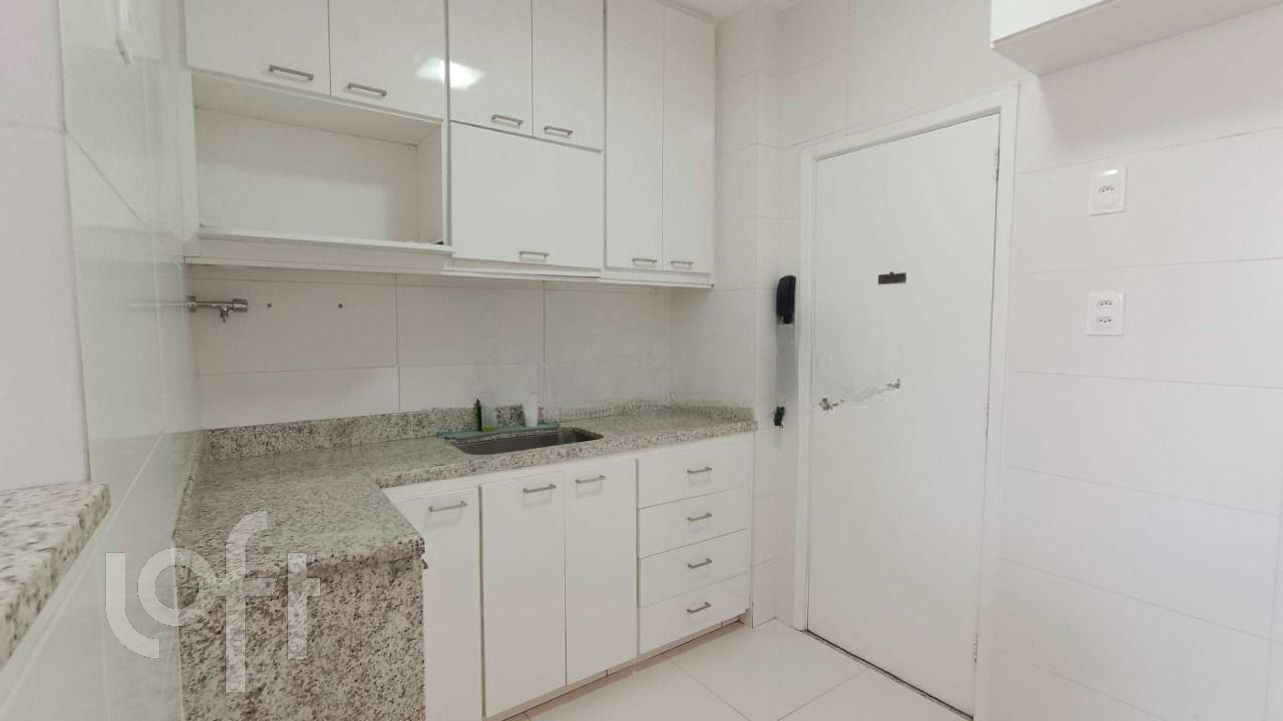 Apartamento à venda com 2 quartos, 63m² - Foto 13