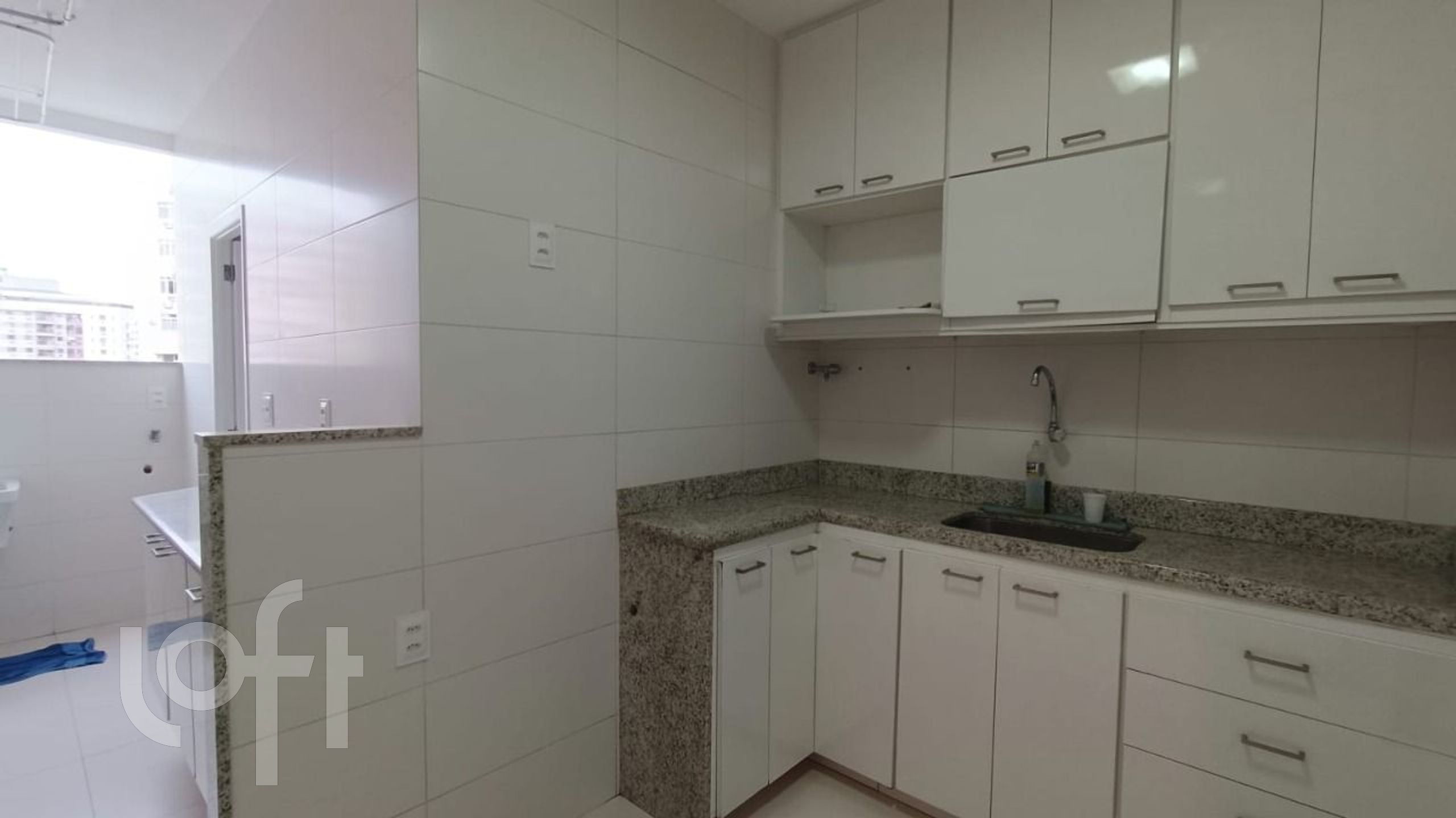 Apartamento à venda com 2 quartos, 63m² - Foto 14