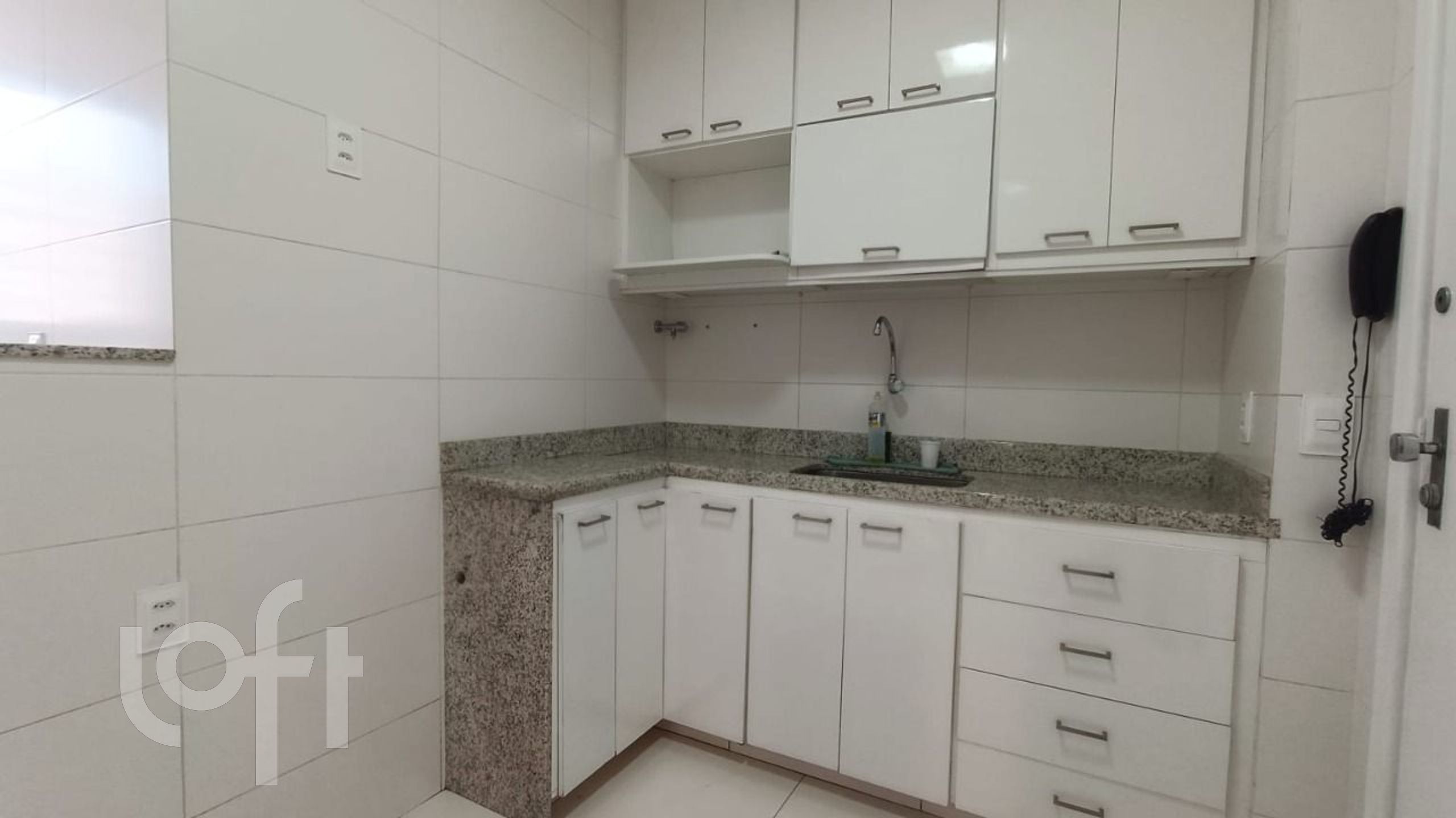 Apartamento à venda com 2 quartos, 63m² - Foto 12