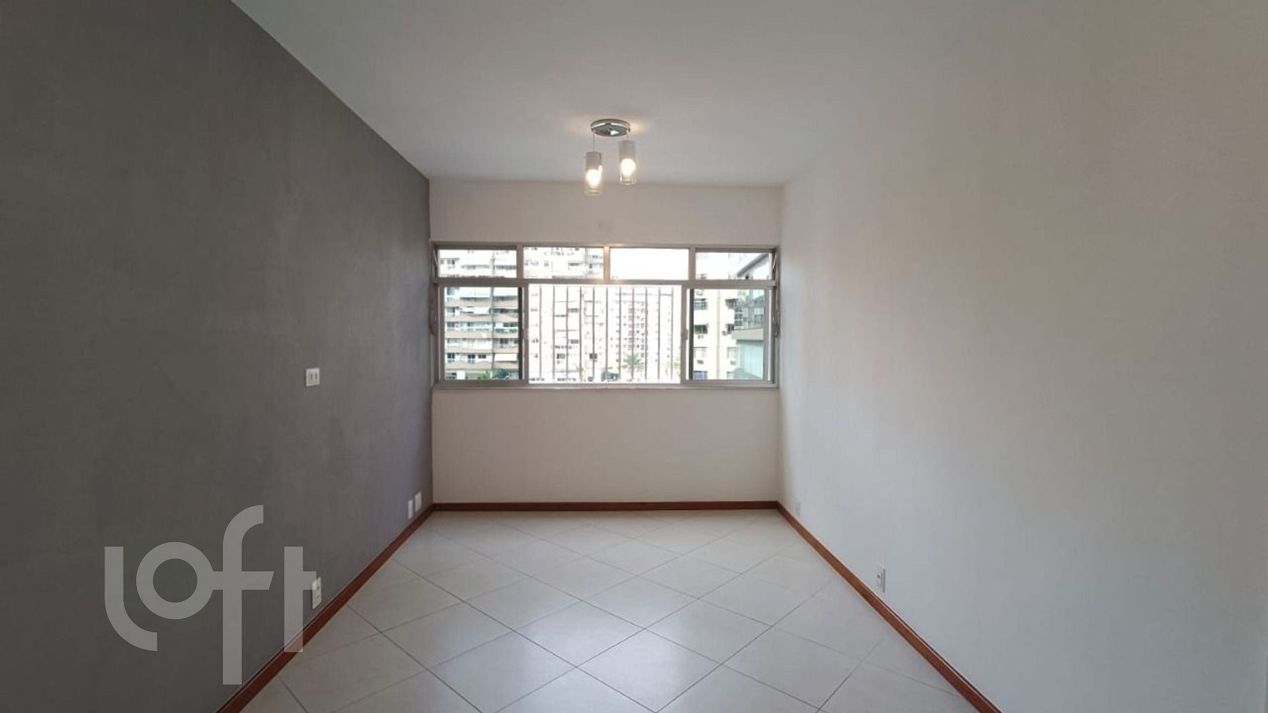 Apartamento à venda com 2 quartos, 63m² - Foto 1