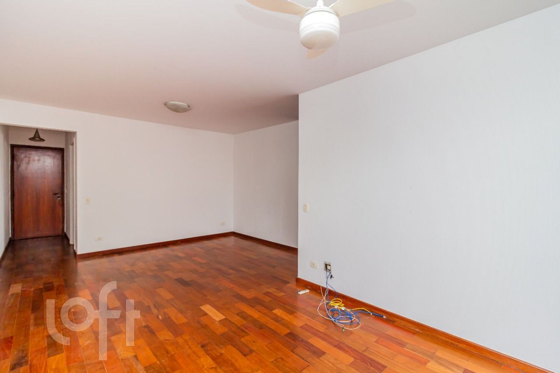 Apartamento à venda com 3 quartos, 95m² - Foto 3