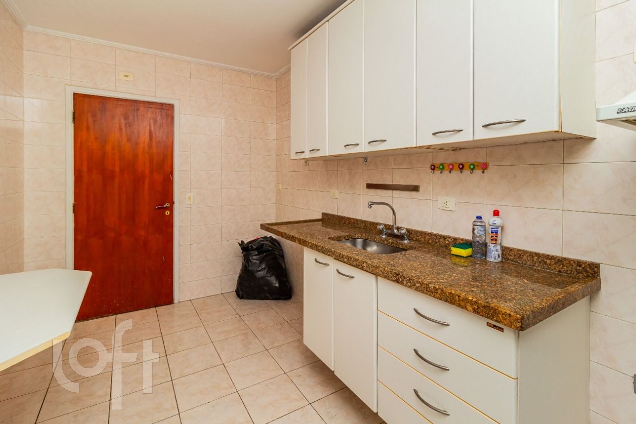 Apartamento à venda com 3 quartos, 95m² - Foto 10