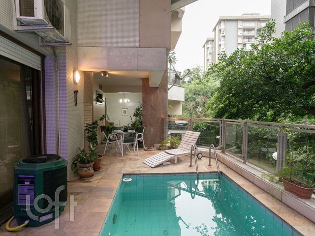 Apartamento com 347m², 3 dormitórios, 1 suíte, 3 vagas, Rio Branco em Porto Alegre