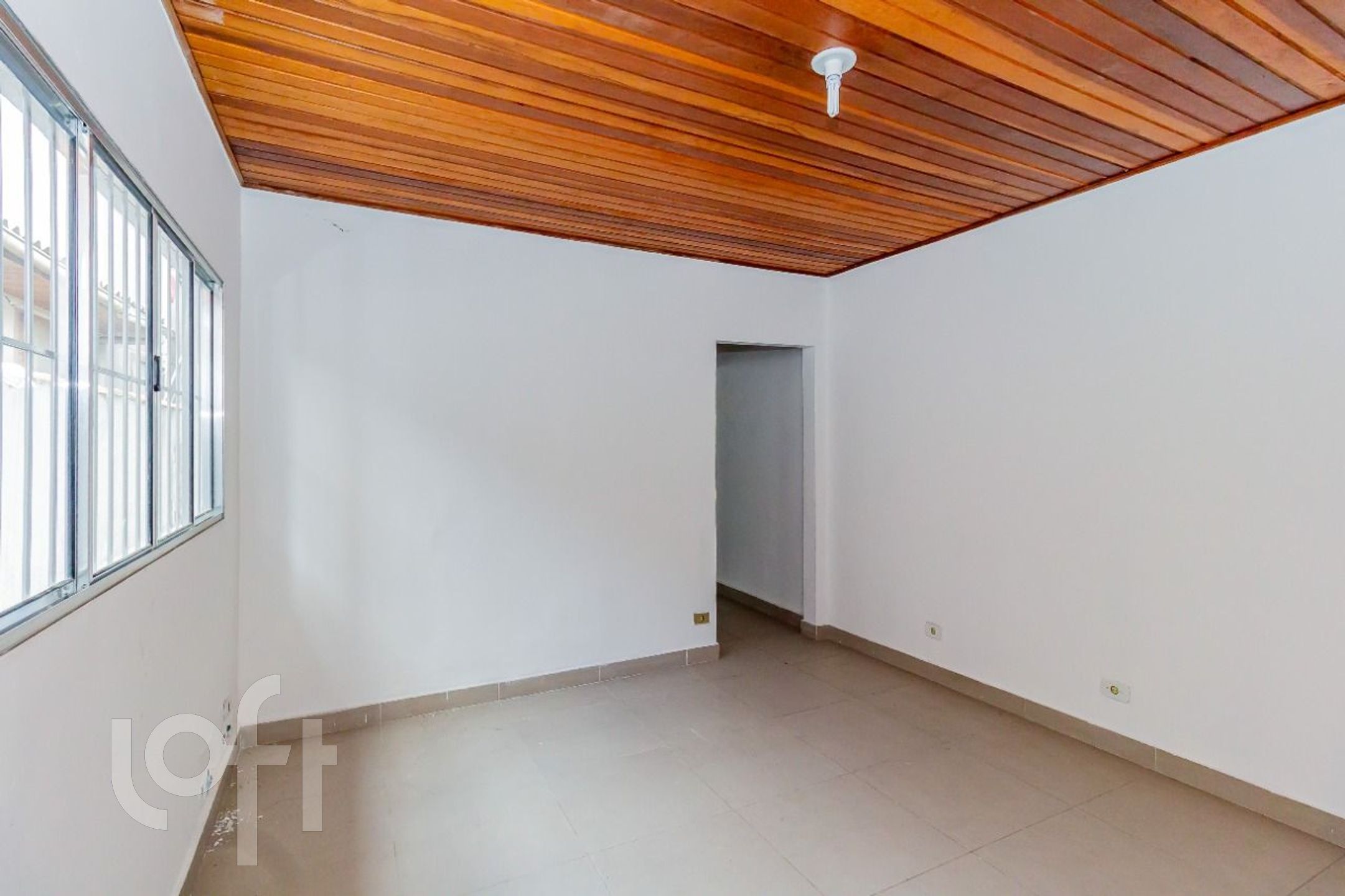 Casa à venda em Jaguaré com 80 m², 2 quartos, 1 vaga