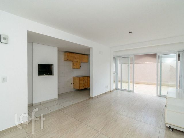 Apartamento com 101m², 2 dormitórios, 1 suíte, 2 vagas, Petrópolis em Porto Alegre