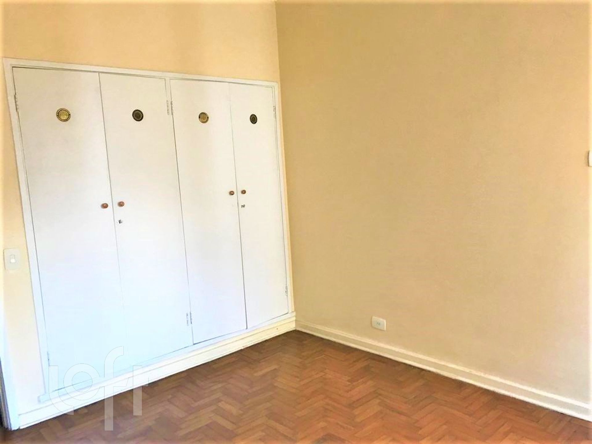 Apartamento à venda com 3 quartos, 175m² - Foto 11