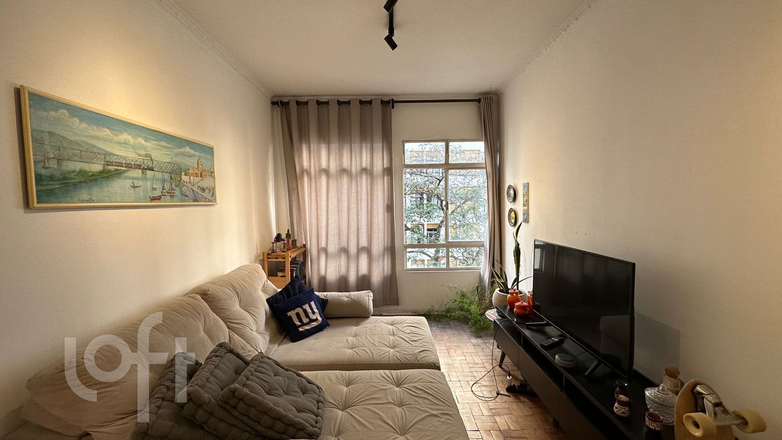 Apartamento à venda com 2 quartos, 75m² - Foto 1