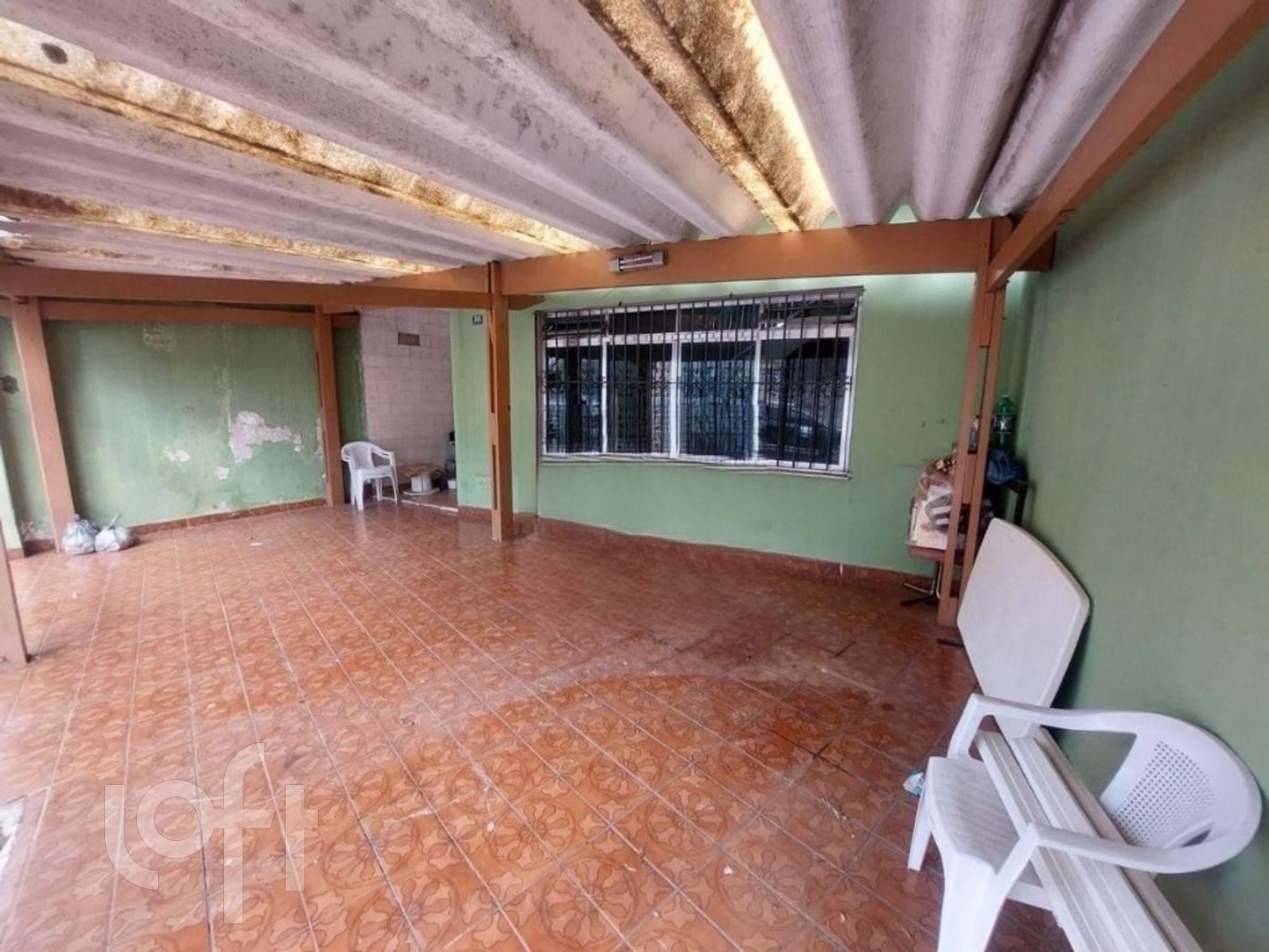 Casa à venda com 3 quartos, 170m² - Foto 2