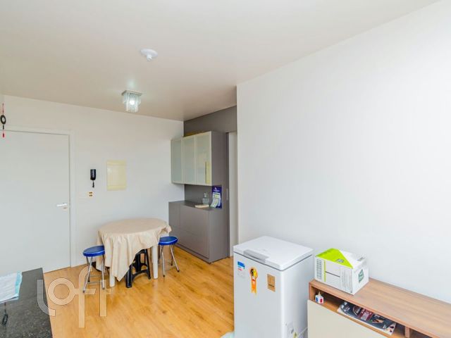 Apartamento com 61m², 2 dormitórios, 1 suíte, 2 vagas, Cidade Baixa em Porto Alegre