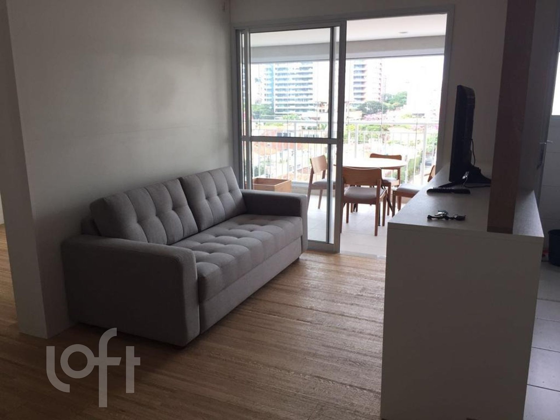 Apartamento à venda com 1 quarto, 55m² - Foto 1