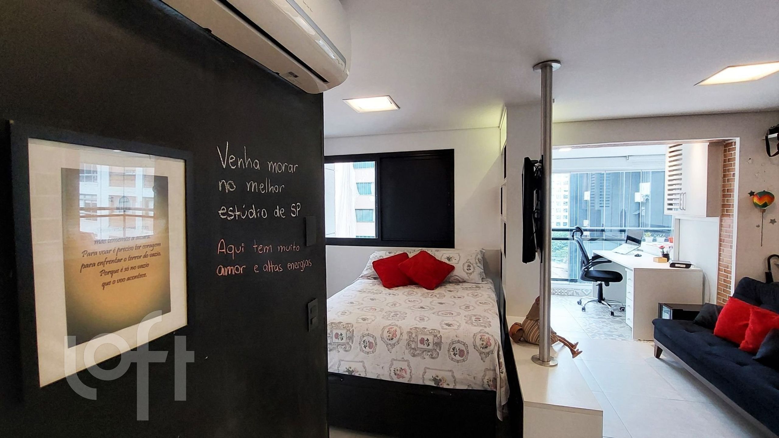 Apartamento à venda com 1 quarto, 36m² - Foto 2