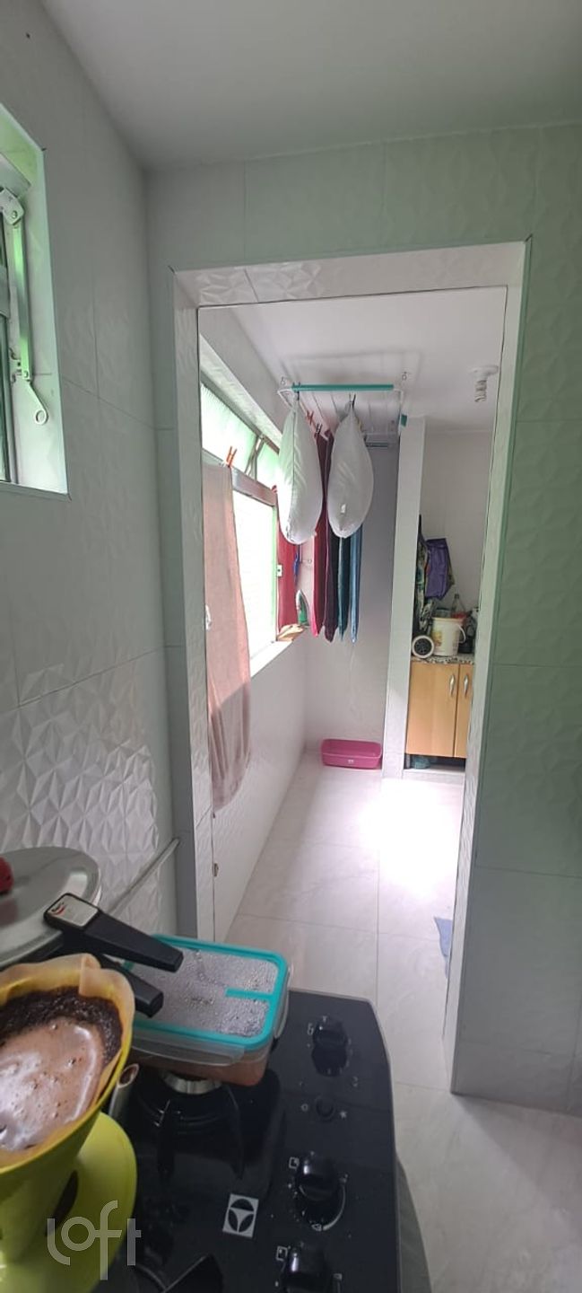 Apartamento à venda com 2 quartos, 57m² - Foto 1