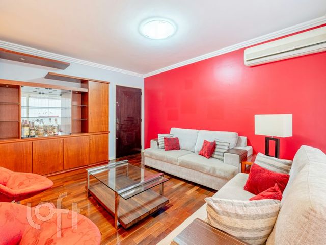 Apartamento com 122m², 3 dormitórios, 1 suíte, 1 vaga, Santana em Porto Alegre