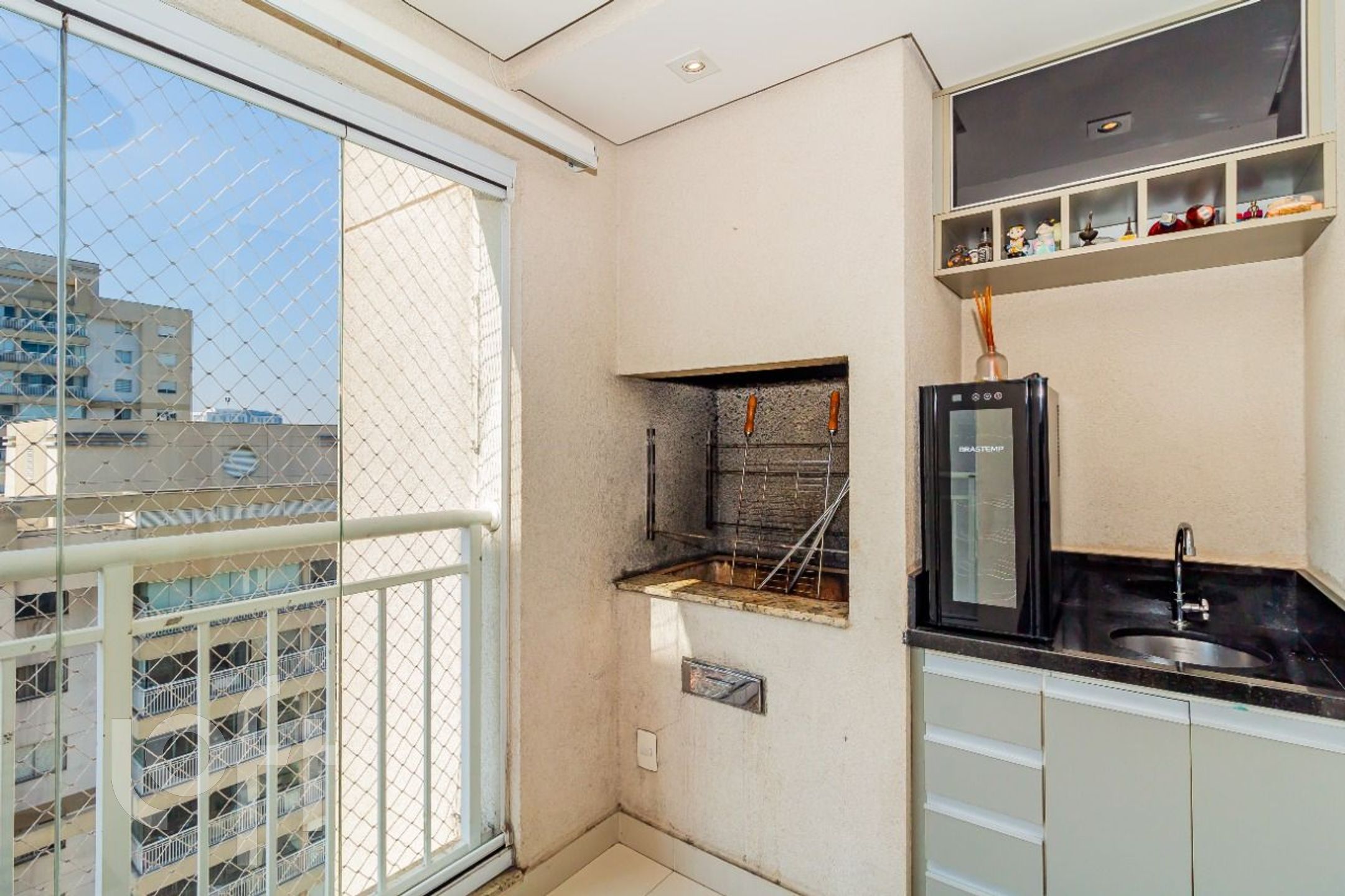 Apartamento à venda com 2 quartos, 66m² - Foto 9