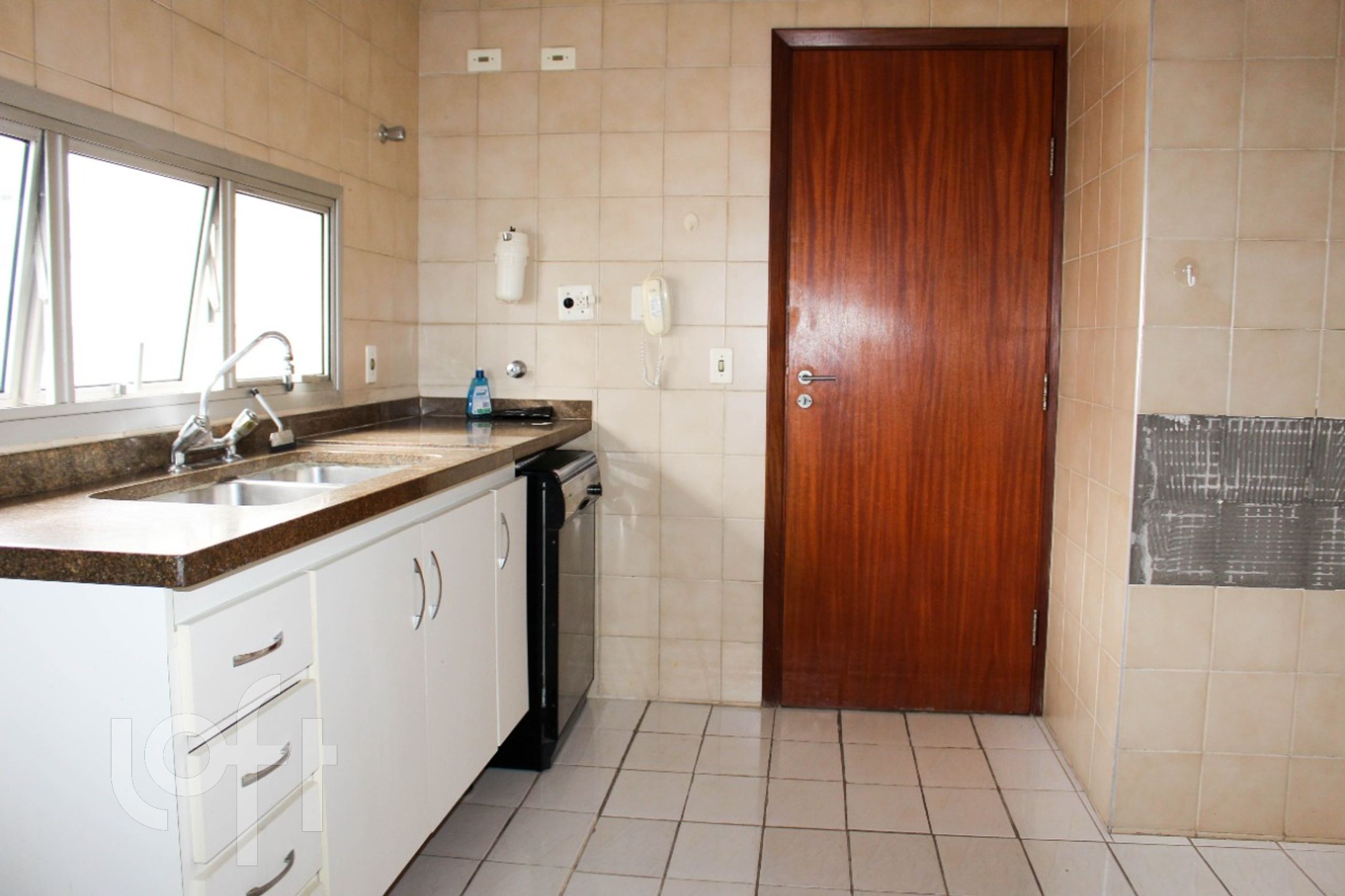 Apartamento à venda com 3 quartos, 163m² - Foto 9