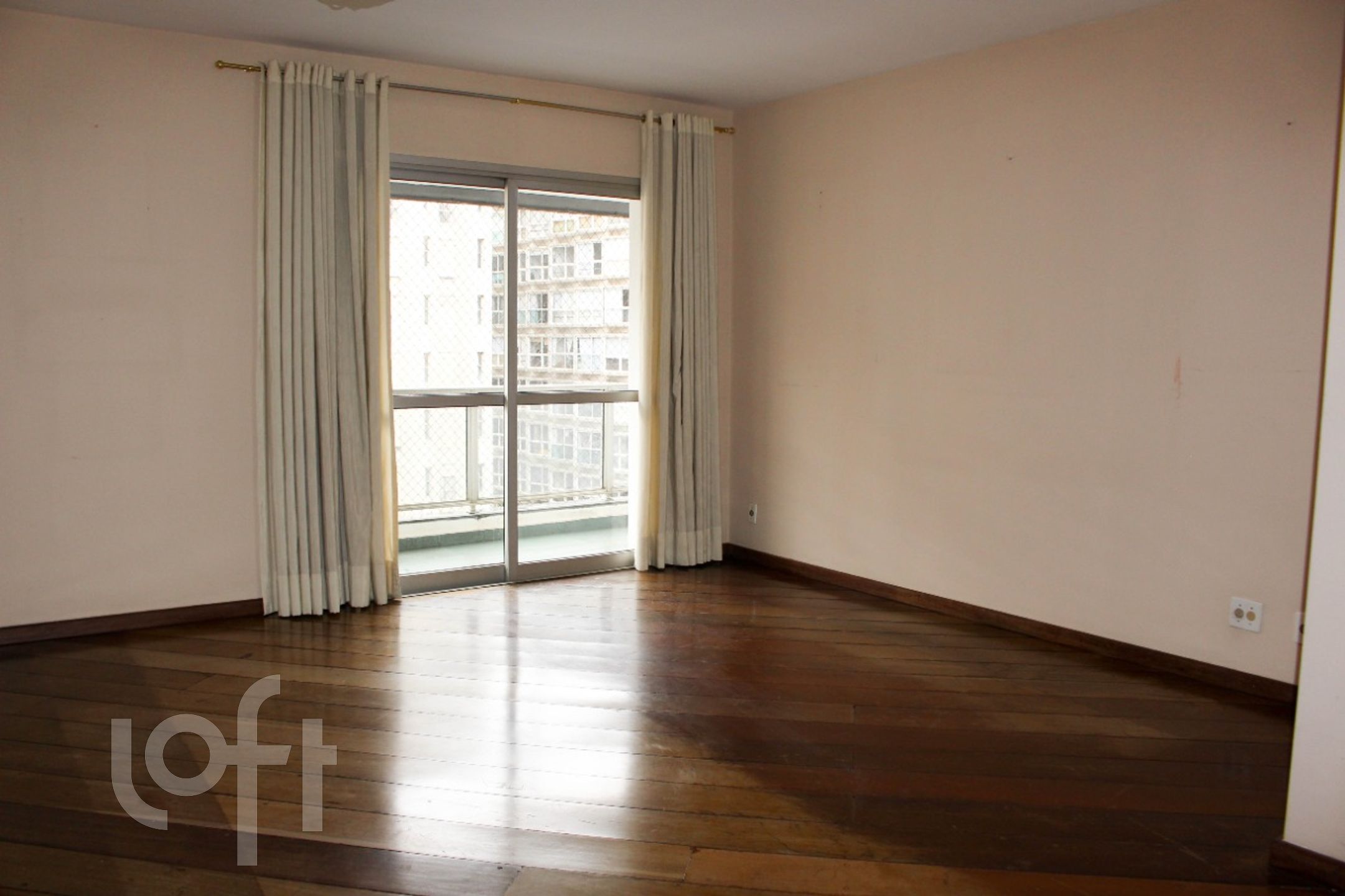 Apartamento à venda com 3 quartos, 163m² - Foto 1