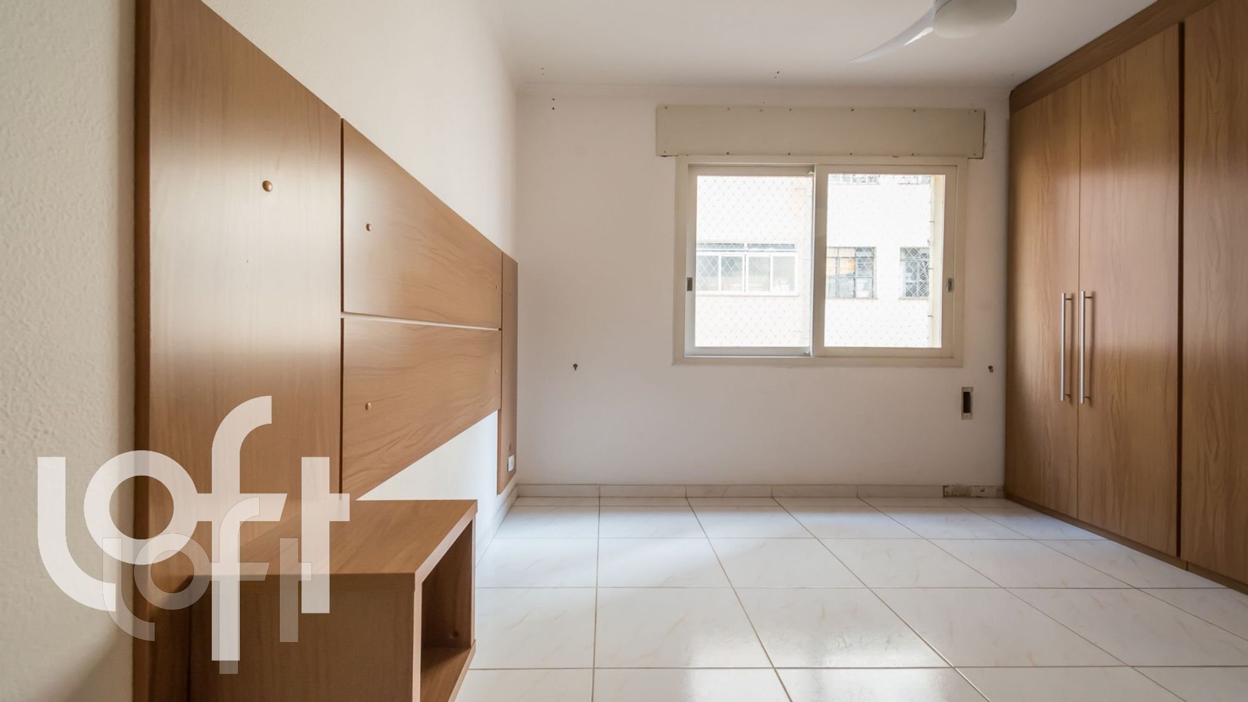 Apartamento à venda com 1 quarto, 45m² - Foto 4