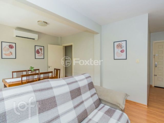 Apartamento com 77m², 3 dormitórios, 1 suíte, 1 vaga, Jardim Botânico em Porto Alegre