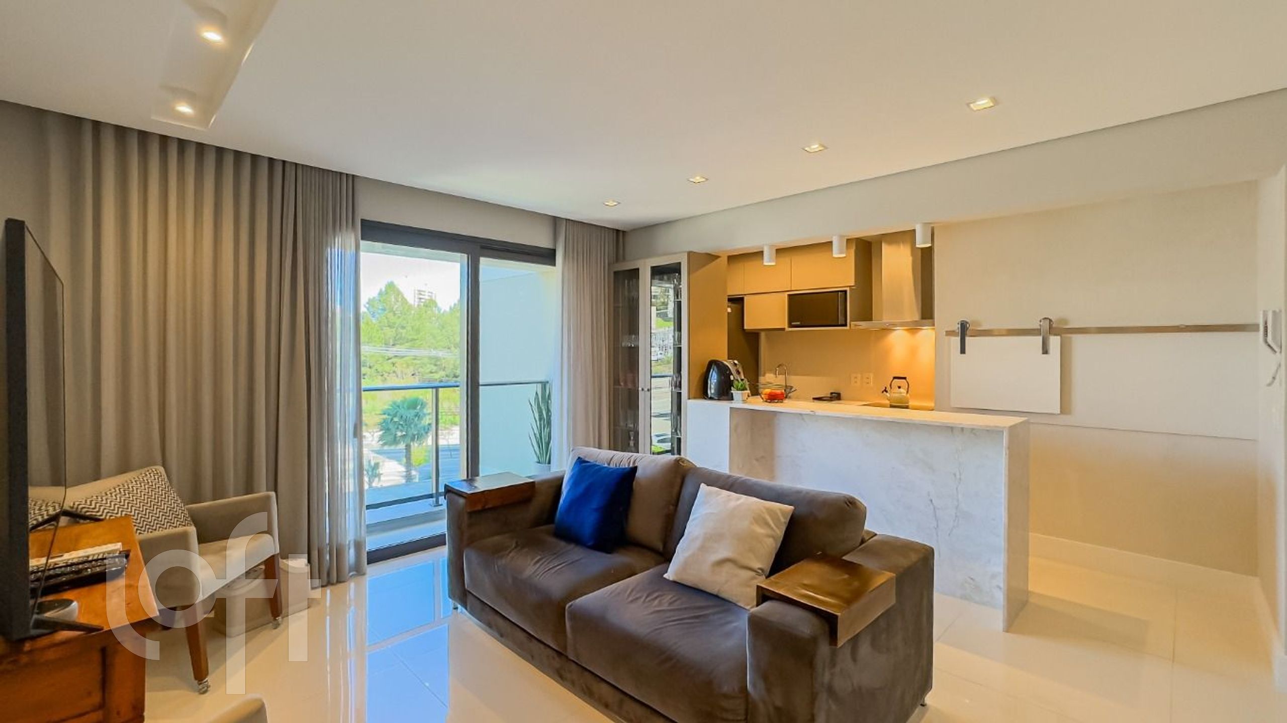 Apartamento com 74m², 2 dormitórios, 1 suíte, 1 vaga, Petrópolis em Porto Alegre