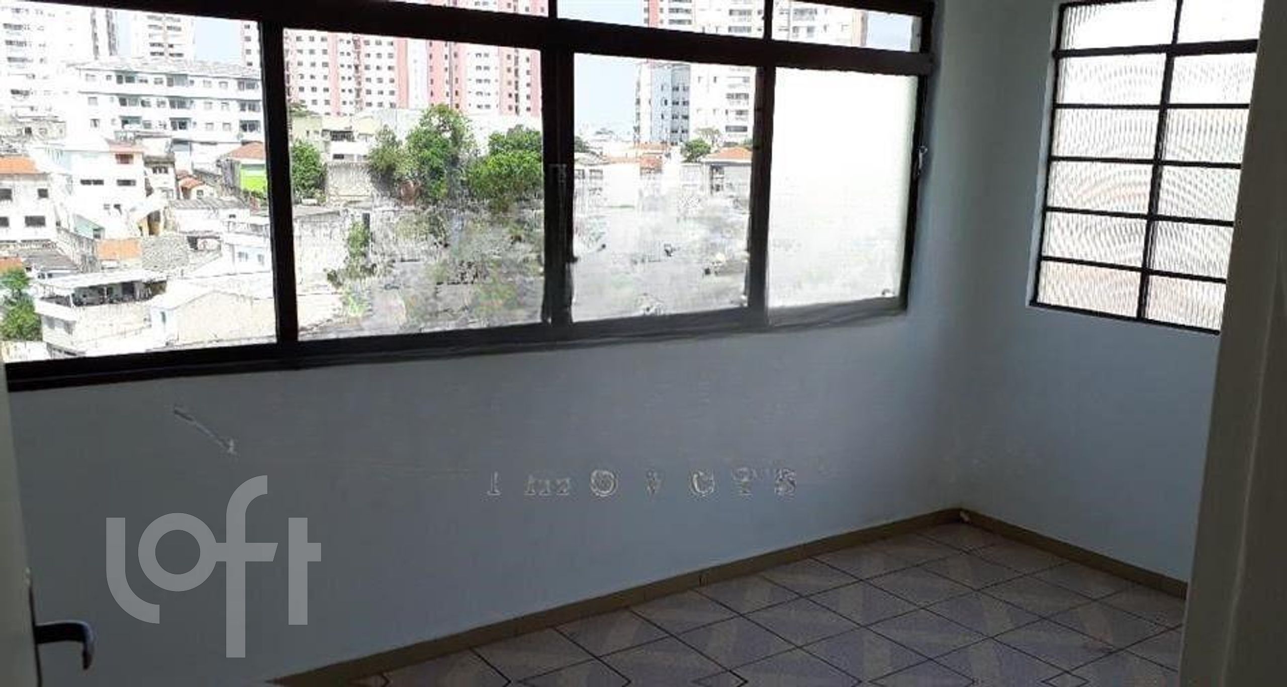 Casa à venda com 6 quartos, 148m² - Foto 2