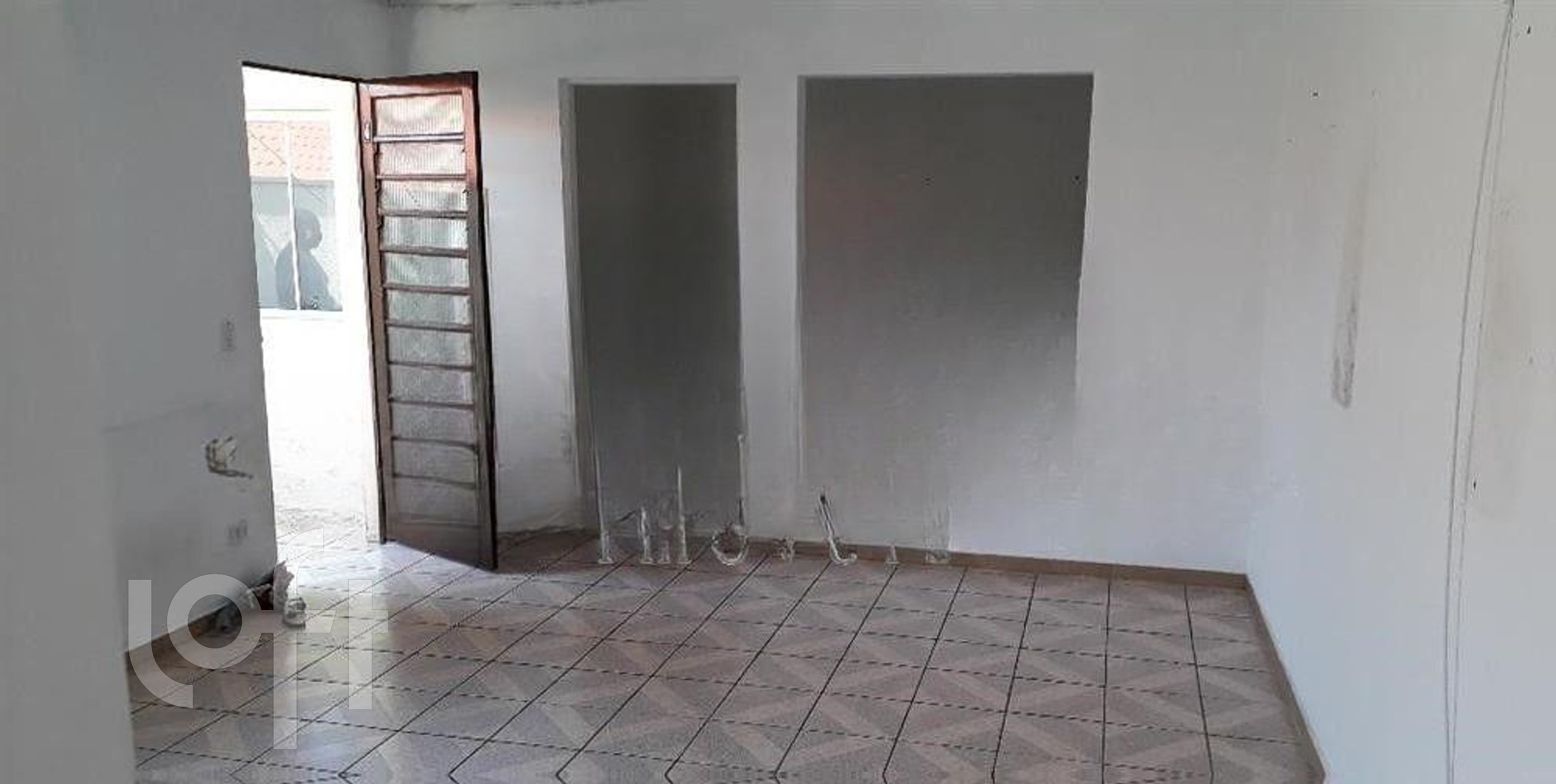 Casa à venda com 6 quartos, 148m² - Foto 8