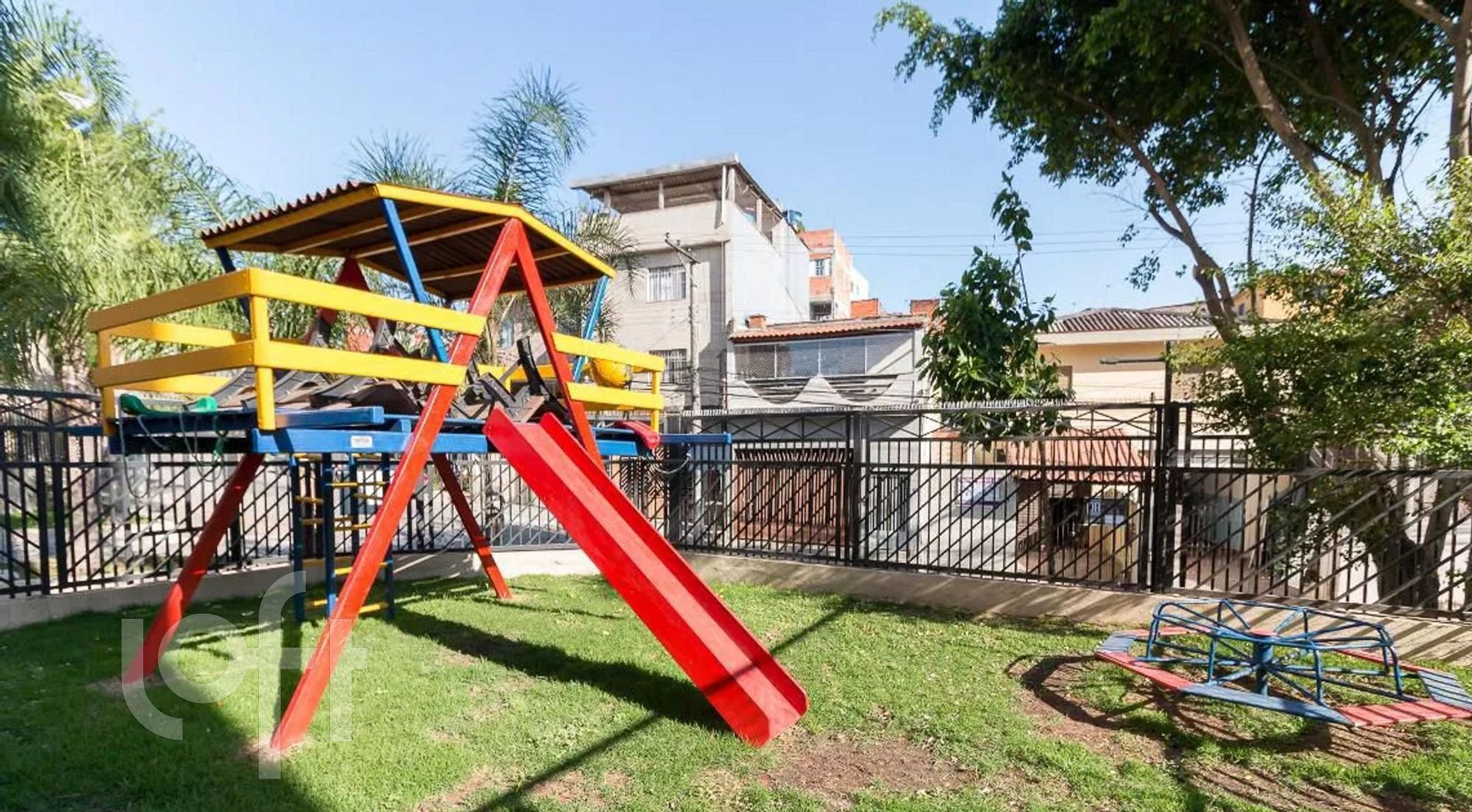 Imagem da propriedade PU1l9h6r2 24