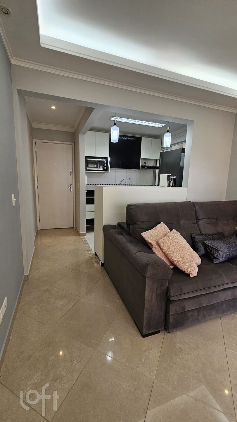 Apartamento à venda com 2 quartos, 67m² - Foto 1