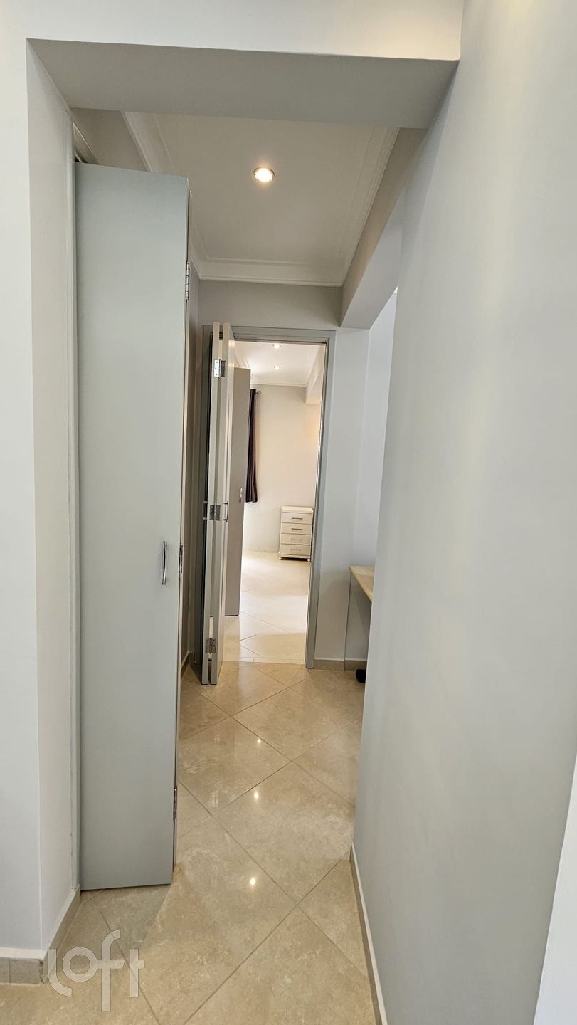 Apartamento à venda com 2 quartos, 67m² - Foto 15