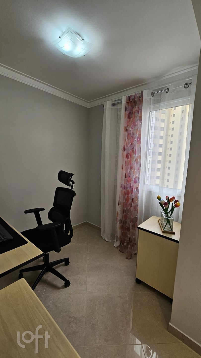 Apartamento à venda com 2 quartos, 67m² - Foto 14