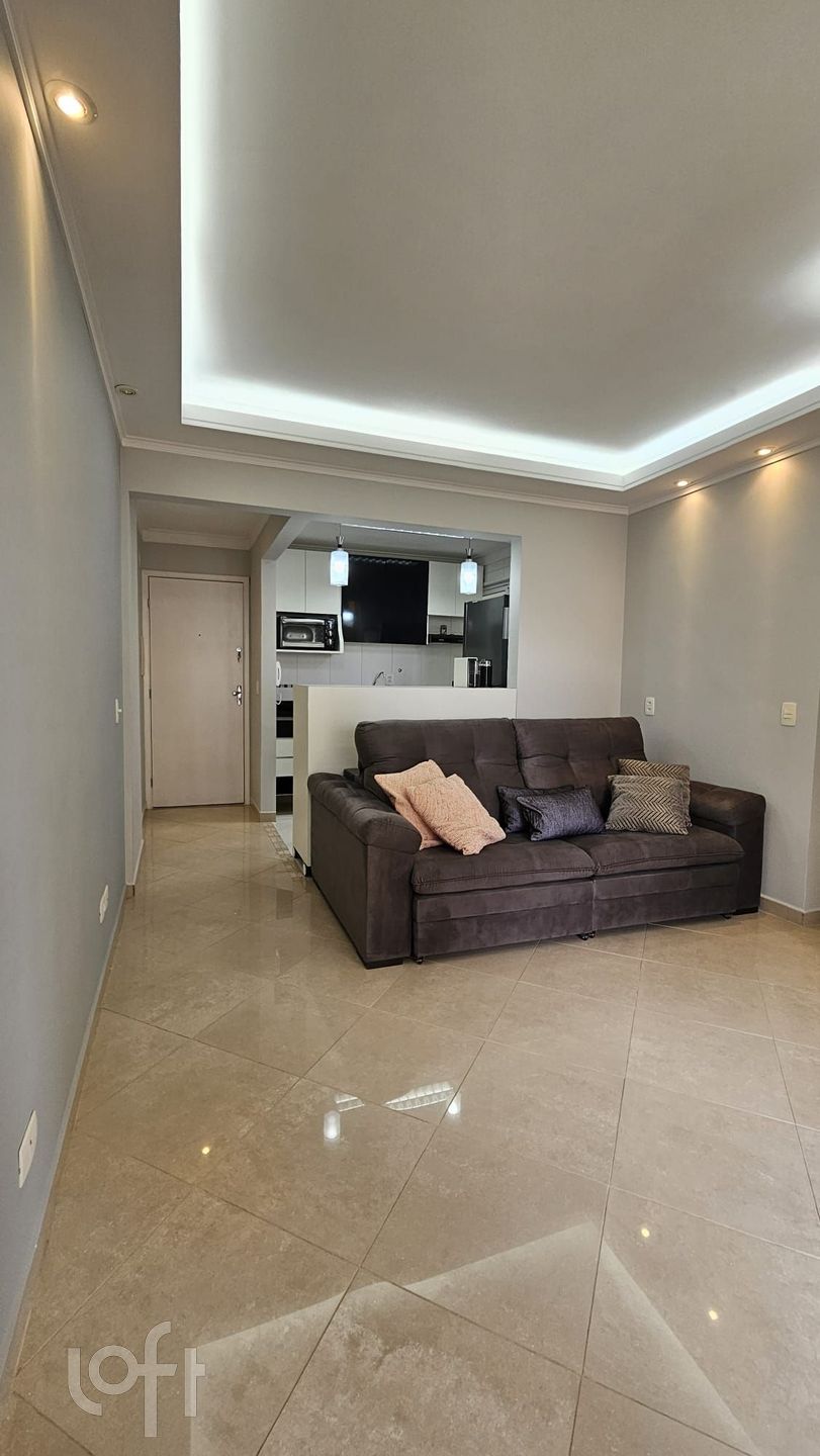 Apartamento à venda com 2 quartos, 67m² - Foto 4