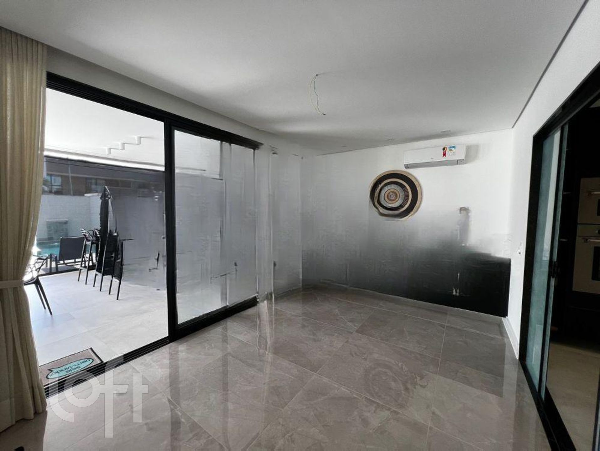 Casa à venda com 4 quartos, 300m² - Foto 19