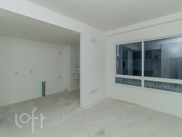 Apartamento com 42m², 1 dormitório, 1 suíte, 1 vaga, Floresta em Porto Alegre