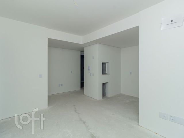 Apartamento com 42m², 1 dormitório, 1 suíte, 1 vaga, Floresta em Porto Alegre