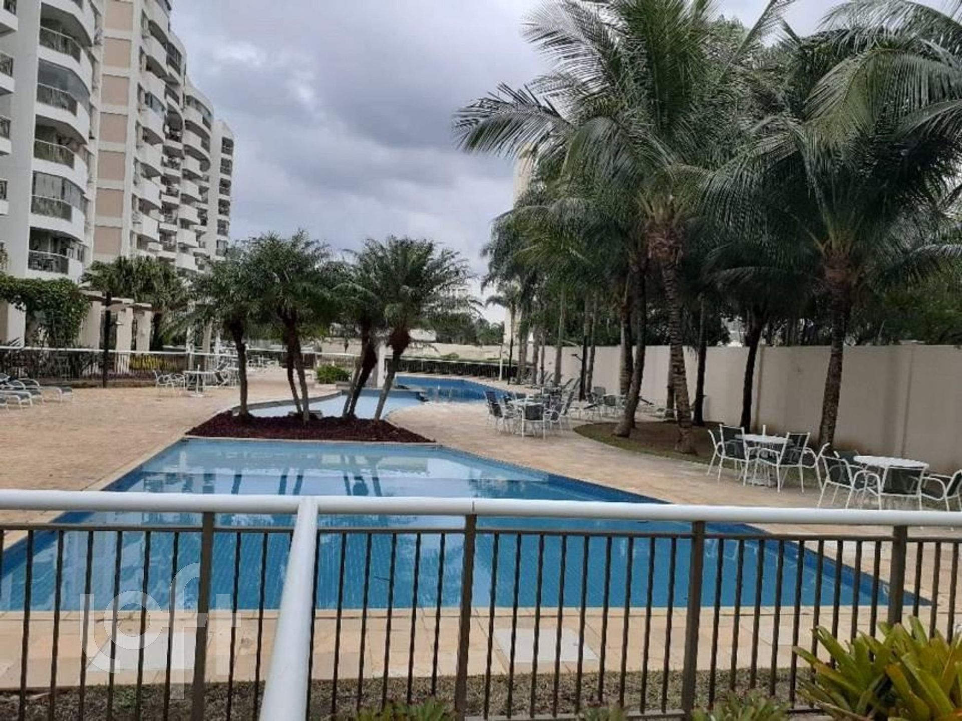 Apartamento à venda com 2 quartos, 68m² - Foto 23