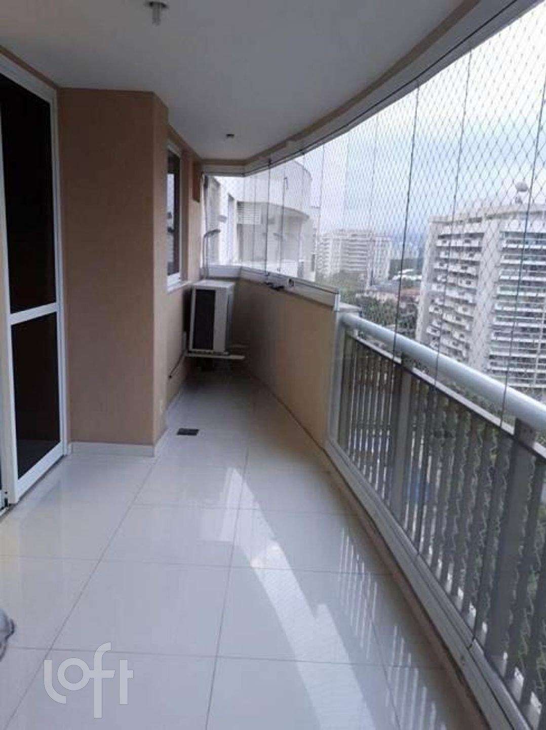 Apartamento à venda com 2 quartos, 68m² - Foto 10