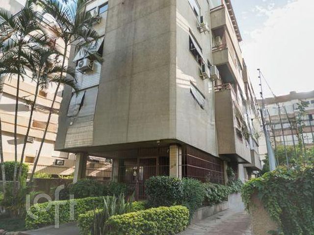 Apartamento com 198m², 3 dormitórios, 1 suíte, 2 vagas, Auxiliadora em Porto Alegre