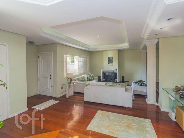 Casa com 289m², 3 dormitórios, 1 suíte, 3 vagas, Cristo Redentor em Porto Alegre