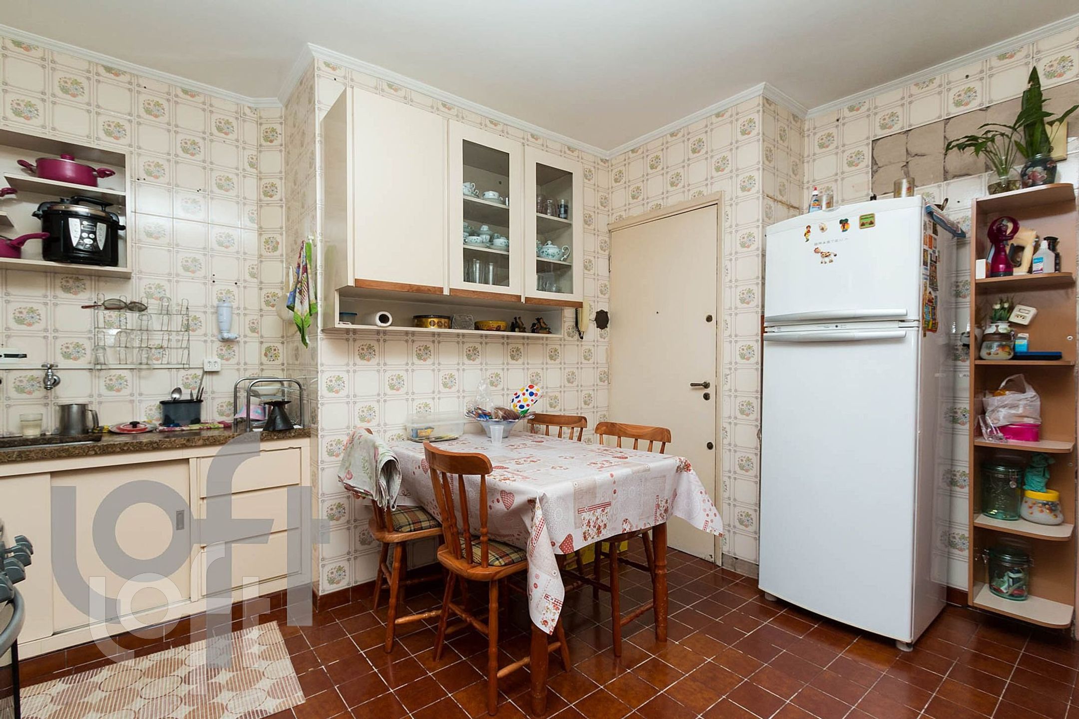 Apartamento à venda com 2 quartos, 100m² - Foto 13