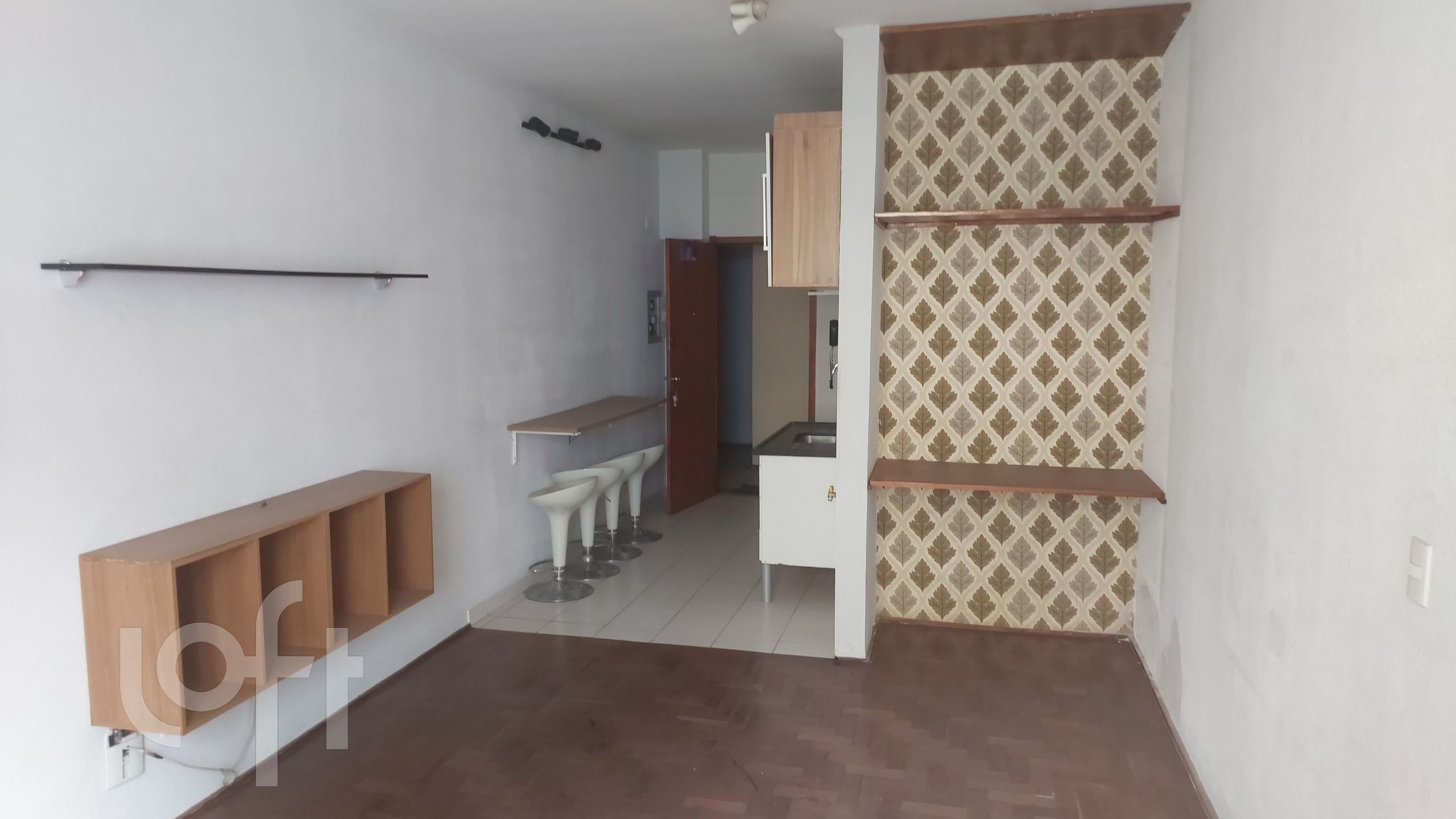 Apartamento à venda com 1 quarto, 33m² - Foto 1