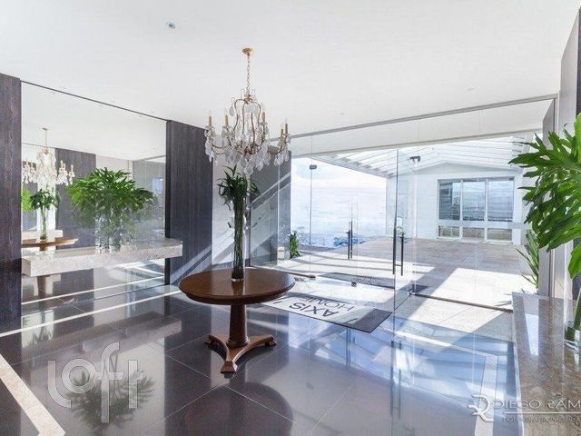 Apartamento com 45m², 1 dormitório, 1 vaga, Petrópolis em Porto Alegre