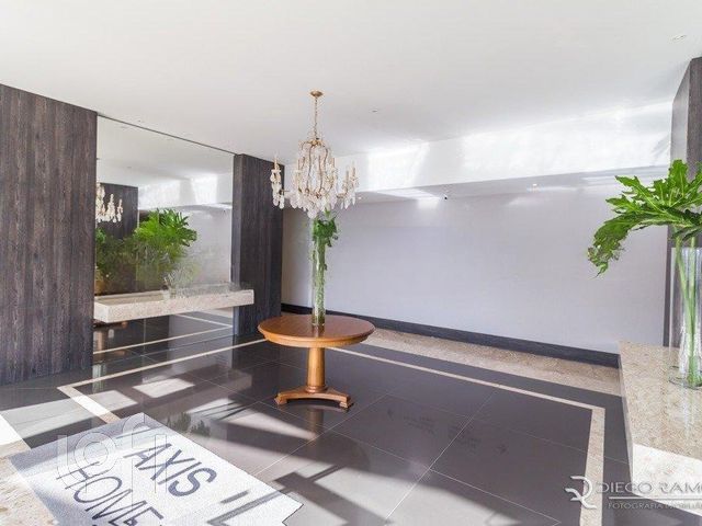 Apartamento com 45m², 1 dormitório, 1 vaga, Petrópolis em Porto Alegre