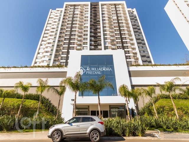 Apartamento com 45m², 1 dormitório, 1 vaga, Petrópolis em Porto Alegre