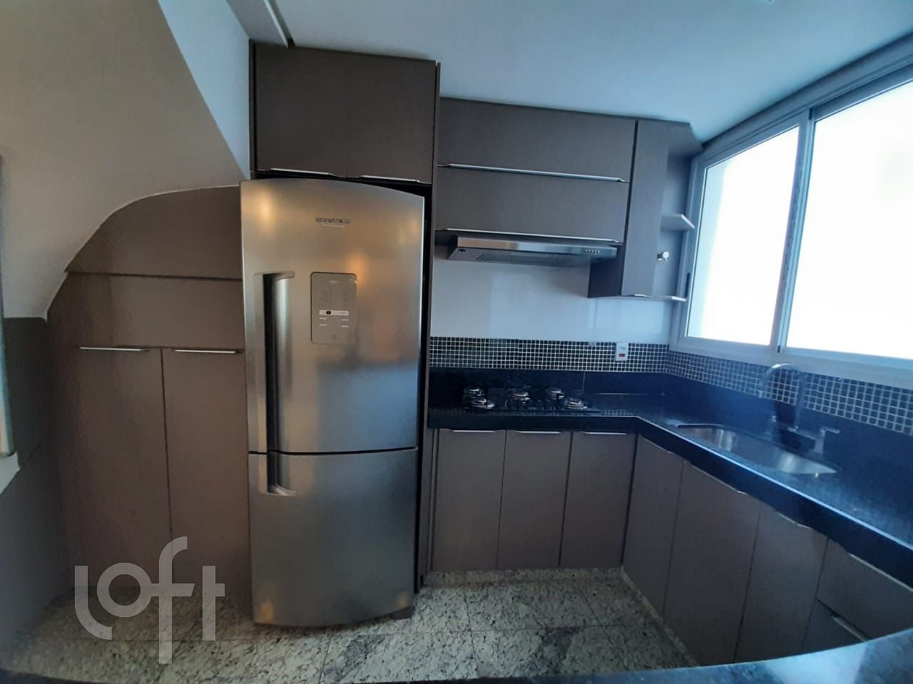 Apartamento à venda com 3 quartos, 160m² - Foto 8