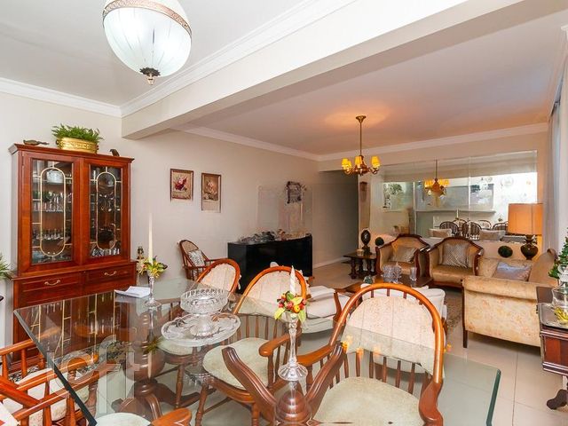 Apartamento com 66m², 2 dormitórios, 1 suíte, 1 vaga, Boa Vista em Porto Alegre