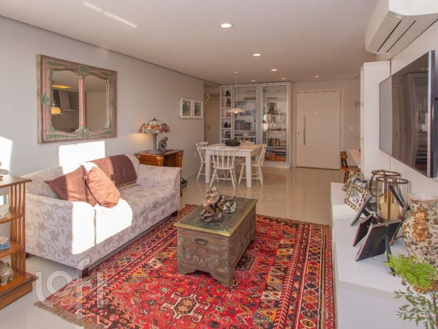 Apartamento com 49m², 1 dormitório, Jardim Botânico em Porto Alegre