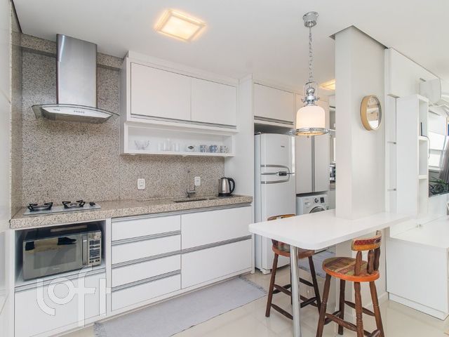 Apartamento com 49m², 1 dormitório, 2 vagas, Jardim Botânico em Porto Alegre