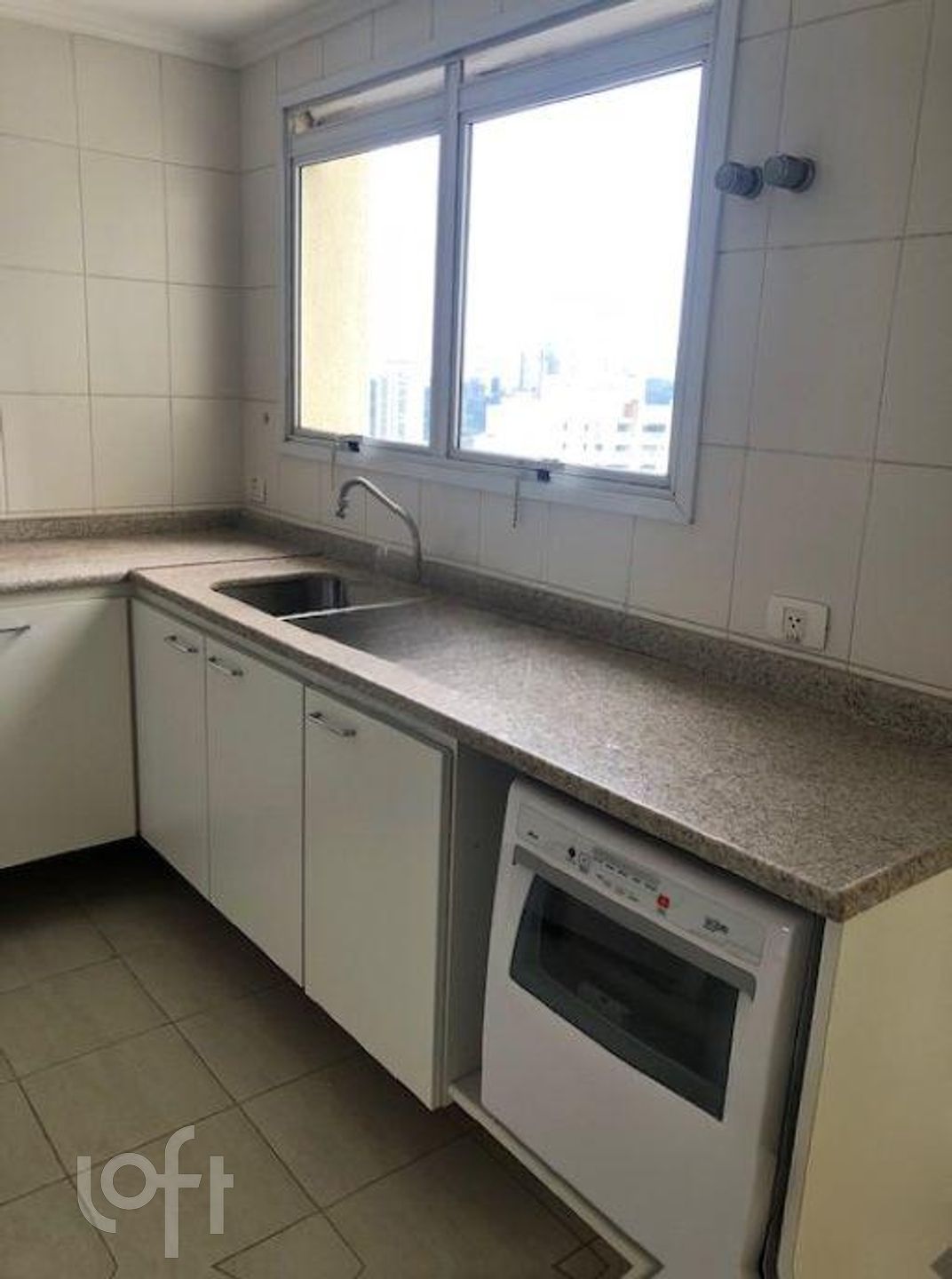 Apartamento à venda com 4 quartos, 395m² - Foto 57