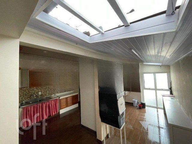 Apartamento com 96m², 3 dormitórios, 1 suíte, 1 vaga, Rio Branco em Porto Alegre