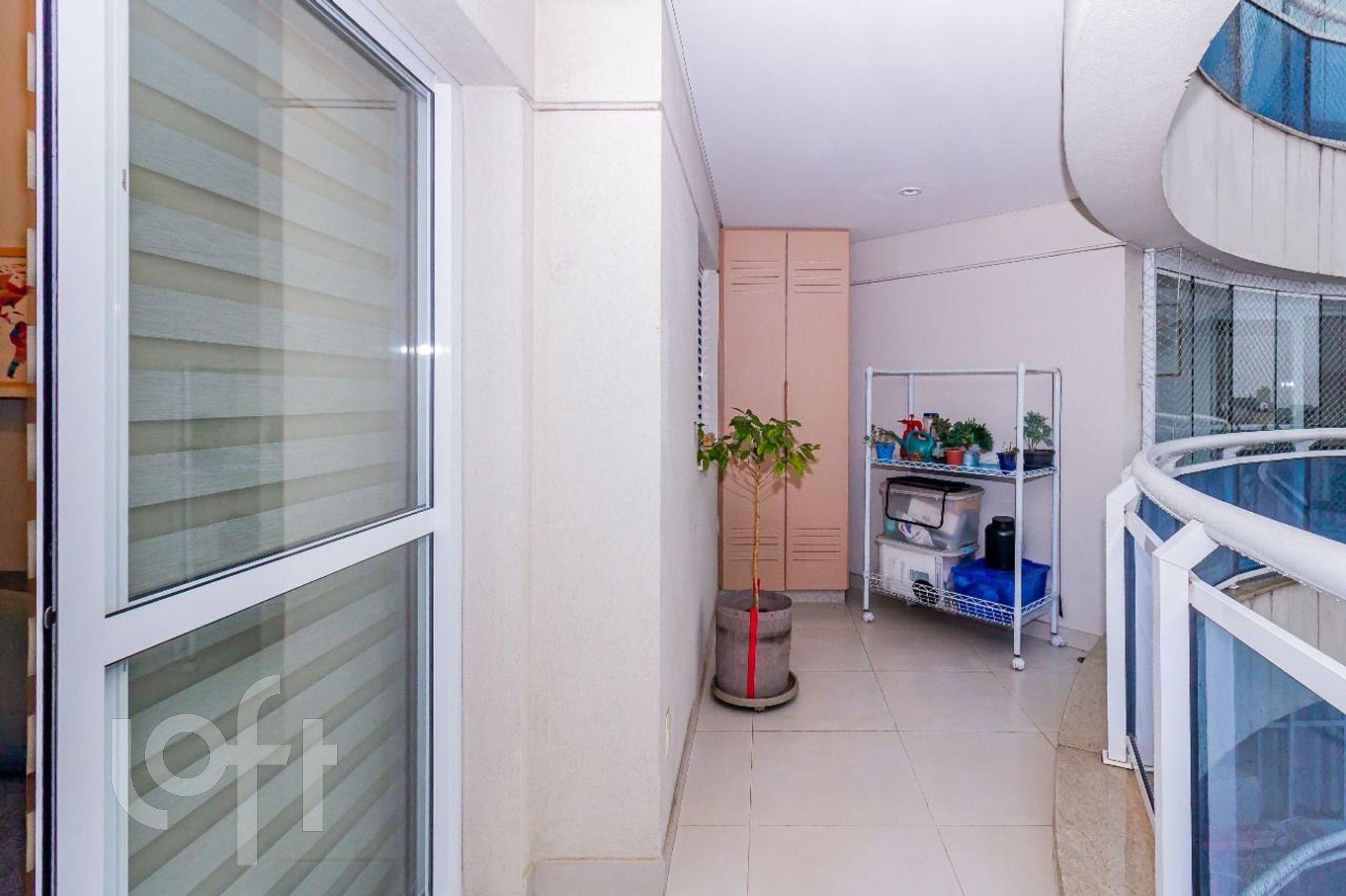 Apartamento à venda com 1 quarto, 46m² - Foto 6