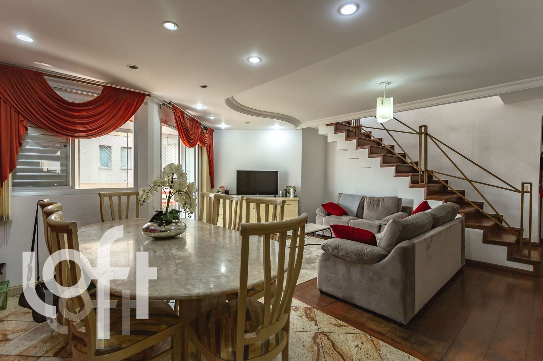 Apartamento à venda em Saúde com 200 m², 3 quartos
